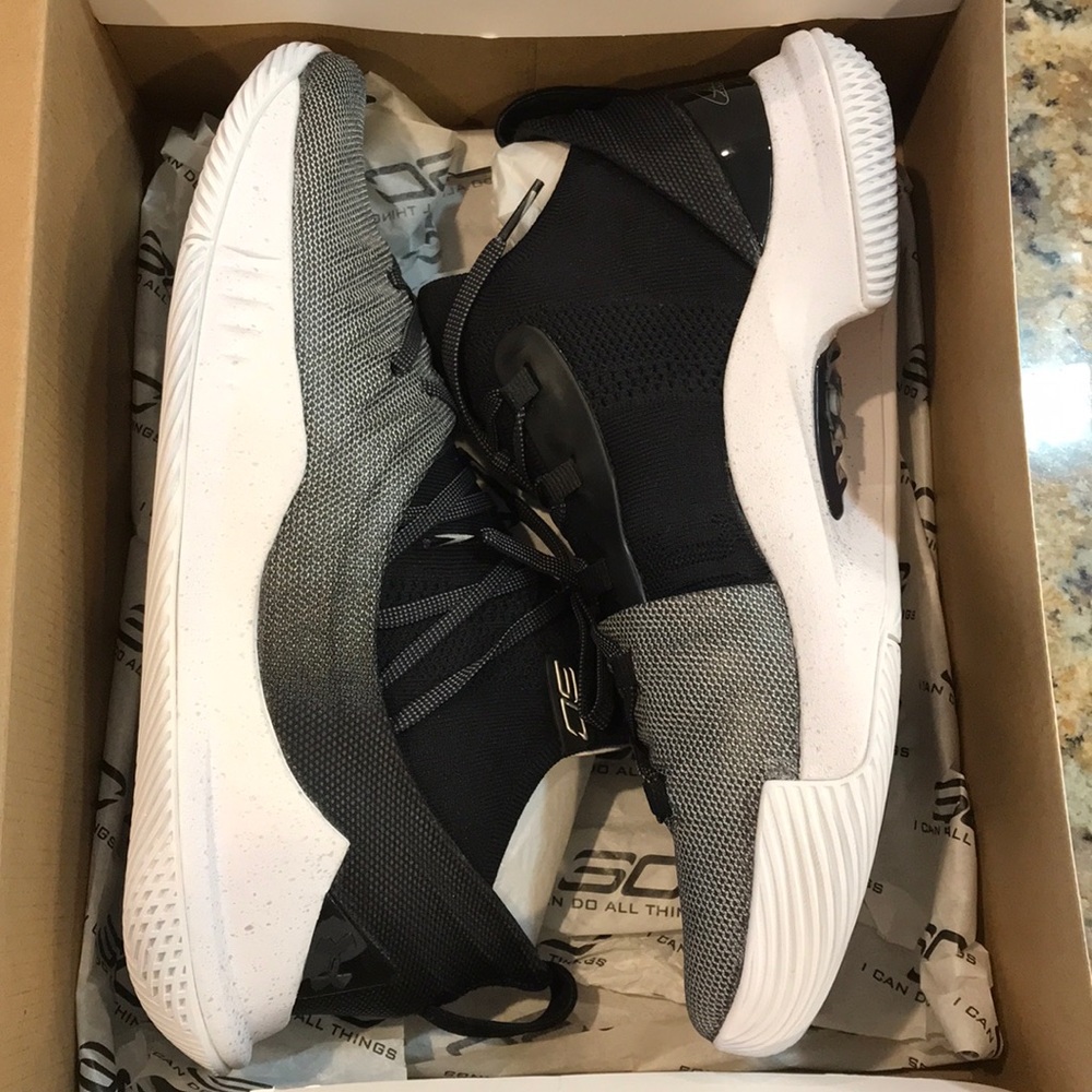 Under Armour Curry 5 Black Size 9.5 Shoes